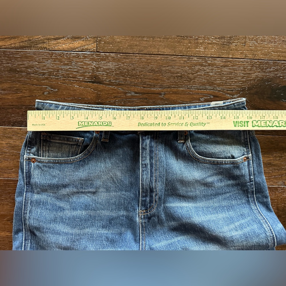 Lucky Jeans High Rise Tomboys Classic Blue Denim Jeans- size 12/31 - Picture 7 of 8